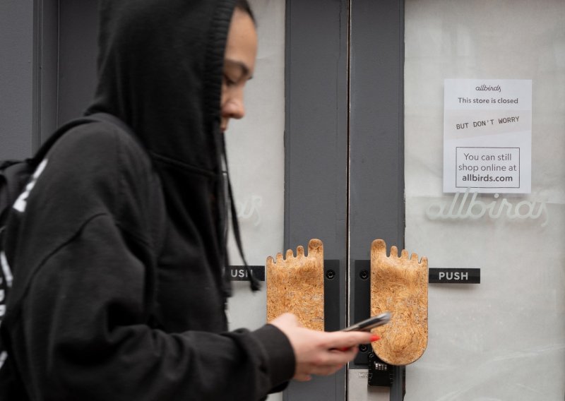 Više ne žele prodavati cipele: Poznati brend okreće se umjetnoj inteligenciji