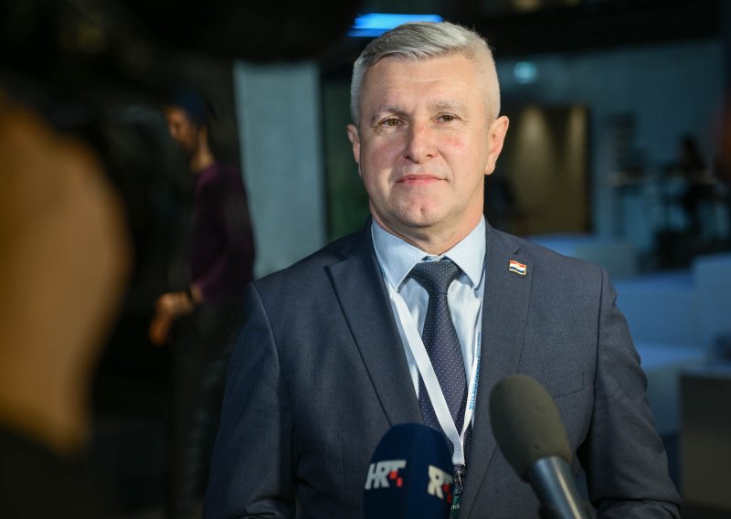 Tugomir Majdak odgovorio SDP-u oko poljoprivrede: 'Milanovićeva Vlada ju je degradirala'