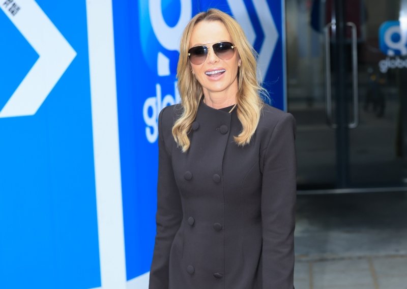 Rado krši nepisana pravila za one u 50-ima: Odvažnim izdanjem u prvi plan istaknula svoj adut