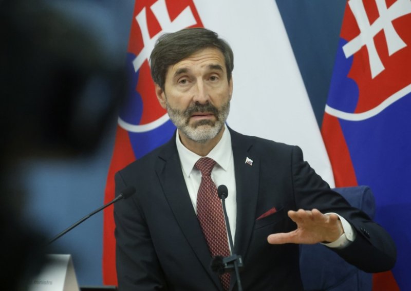 Slovačka: Blokirat ćemo nove sankcije Rusiji dok se ne popravi naftovod Družba