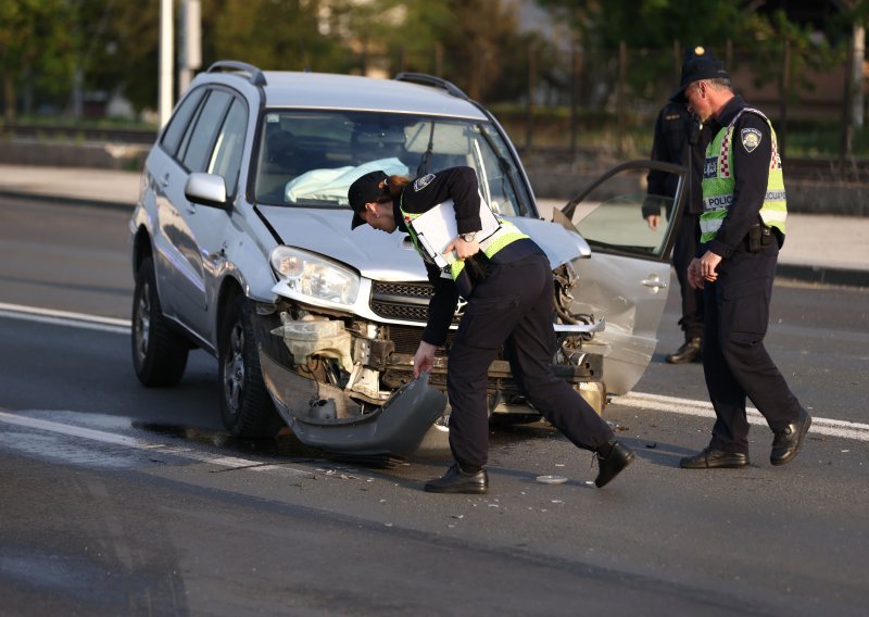 Blokirana zagrebačka žila kucavica: Sudarila se četiri auta, ima ozlijeđenih
