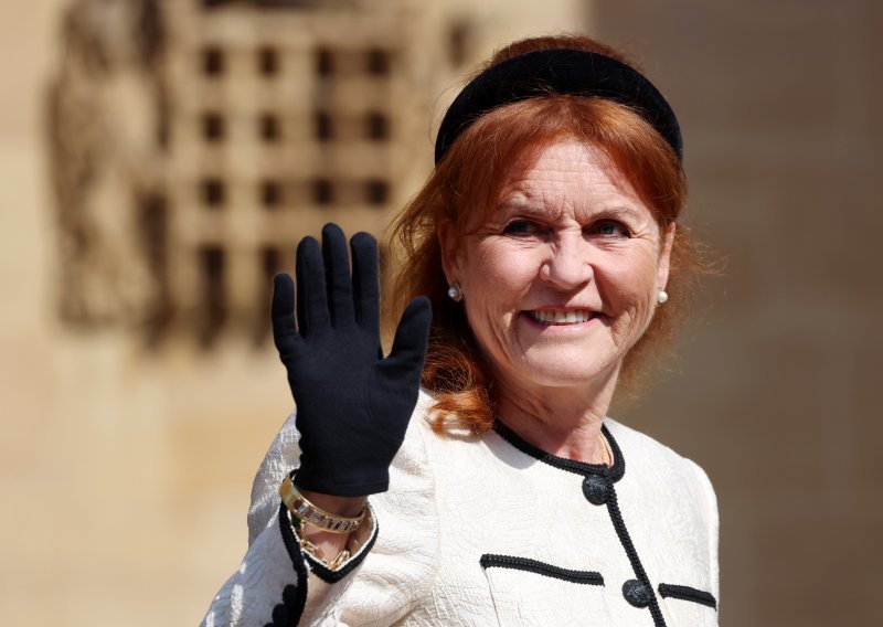 'Očajna' Sarah Ferguson kruži Europom strahuje od 'policije i političara'