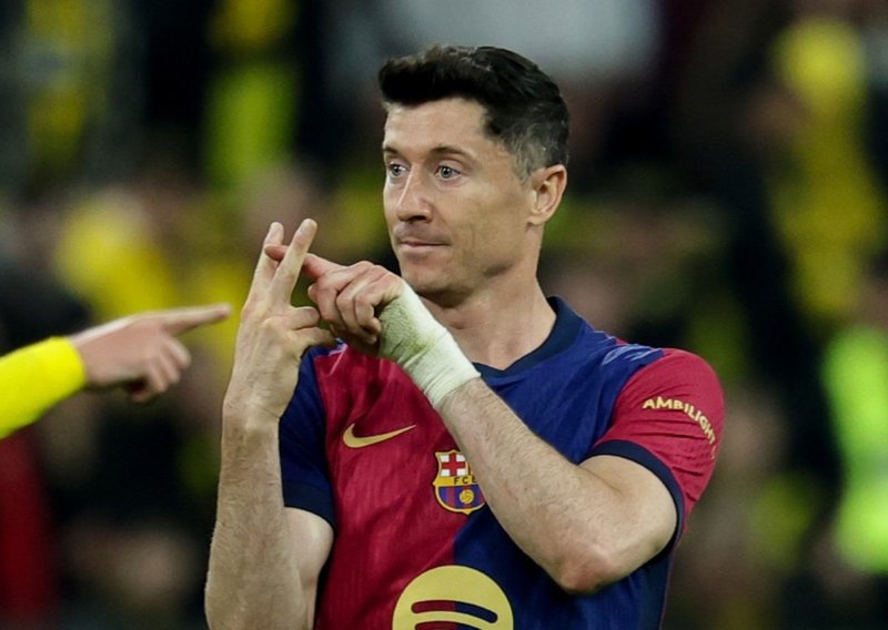 Drama u Barceloni: Lewandowski odbio novi ugovor i pregovara s drugim velikanom