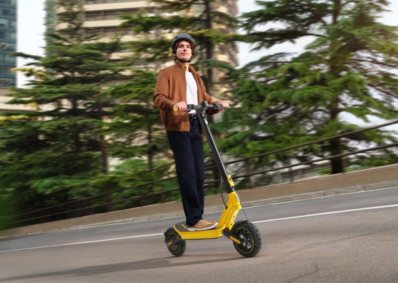 Xiaomi predstavlja savršeni dvojac za brzi tempo i besprijekornu mobilnost: Xiaomi električni skuter 6 Ultra i Xiaomi Watch 5