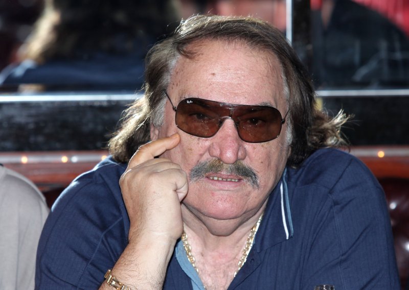 Mišo Kovač o pričama da jedva preživljava: 'Ne trebaju mi nikakvi humanitarni koncerti'