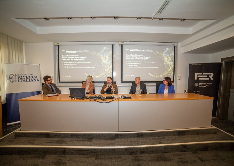 Hrvatski i talijanski stručnjaci na FER-u razmijenili znanja i iskustva u području AI-ja