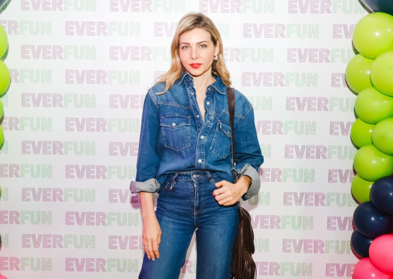 Anja Alavanja Viljevac uzela večer samo za sebe: Voditeljica privukla pažnju u opuštenom izlasku