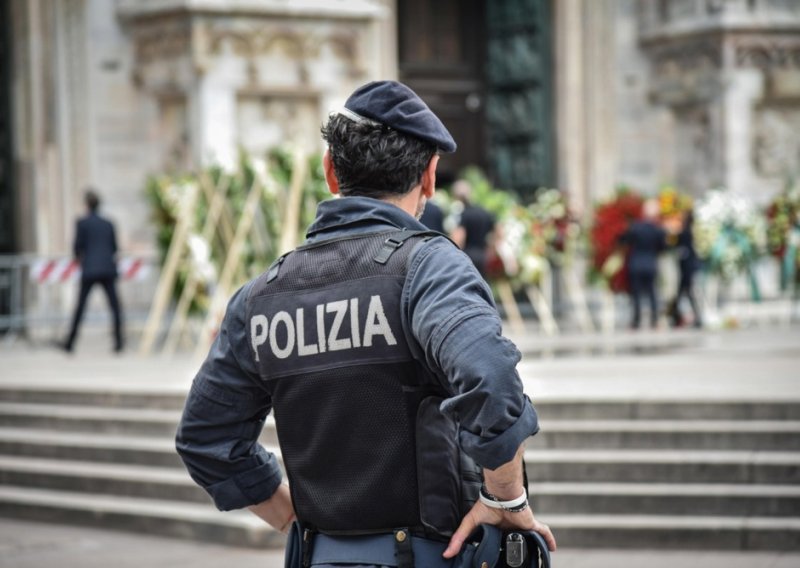 Poznati detalji filmske pljačke: Mjesecima kopali prolaz, ljude držali kao taoce