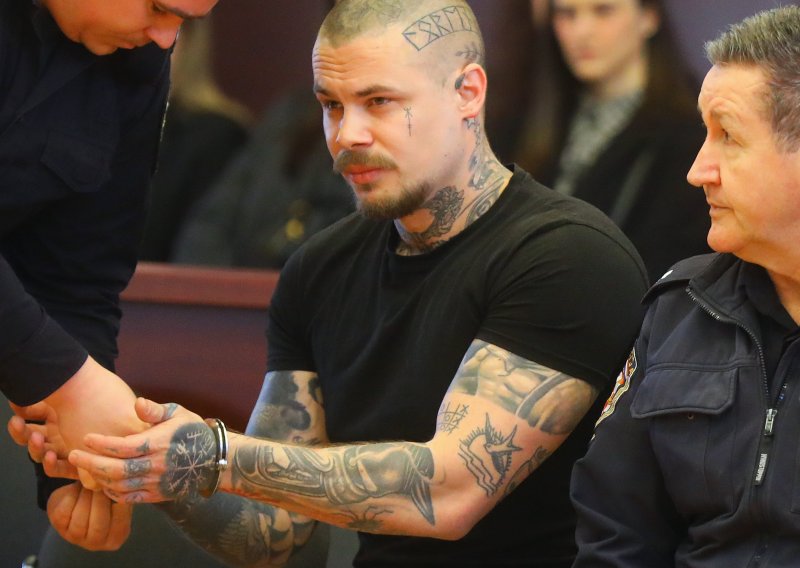 Izbo policajca nožem:'Iskreno se kajem, iz dubine duše žao mi je što sam vam uradio'