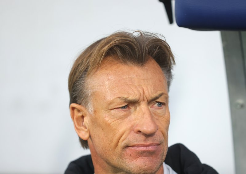 S njima je rušio Messijevu Argentinu i odveo ih na novo SP, sada je neočekivano smijenjen