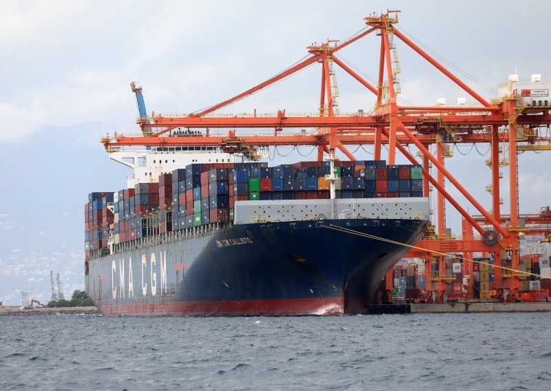 Brodarski gigant preuzima Luku Rijeka? Traži se dozvola za prvi korak