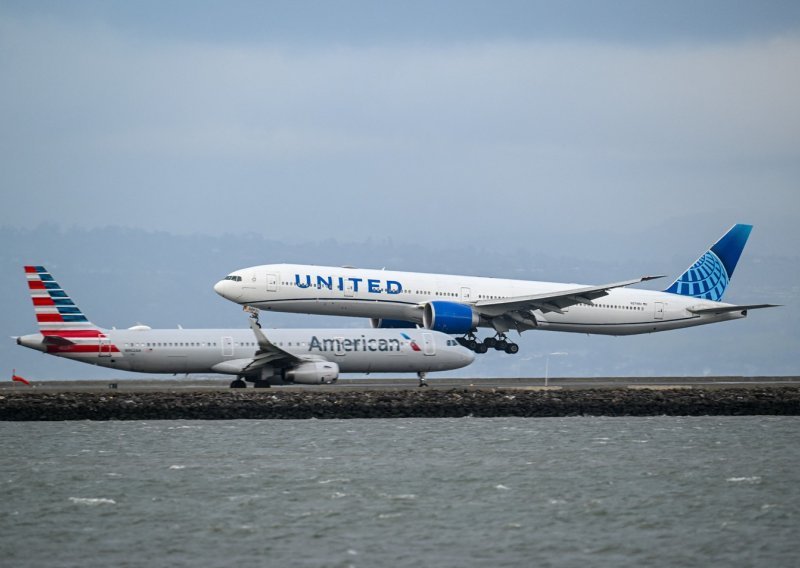Propada megaspajanje? American Airlines jasno poručio: Ne idemo s United Airlinesom