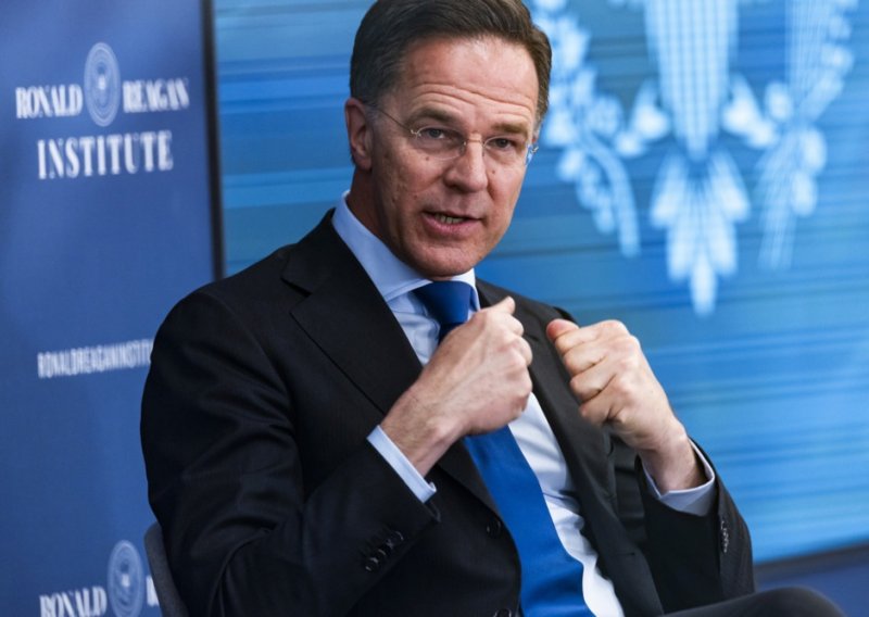 Rutte smiruje strahove: SAD neće napustiti NATO