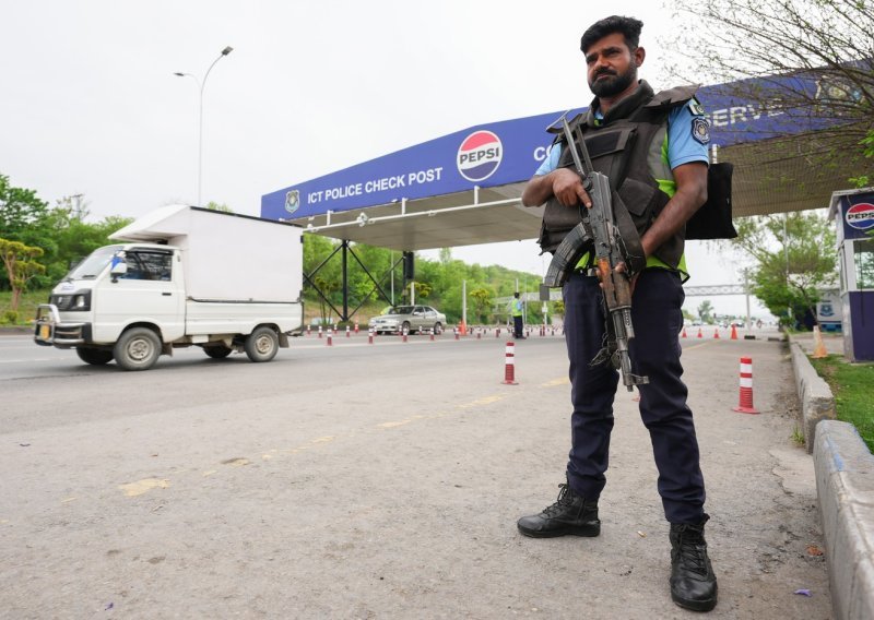 Zatvorene ceste, prazni hoteli: Sprema li se novi susret Irana i SAD-a?