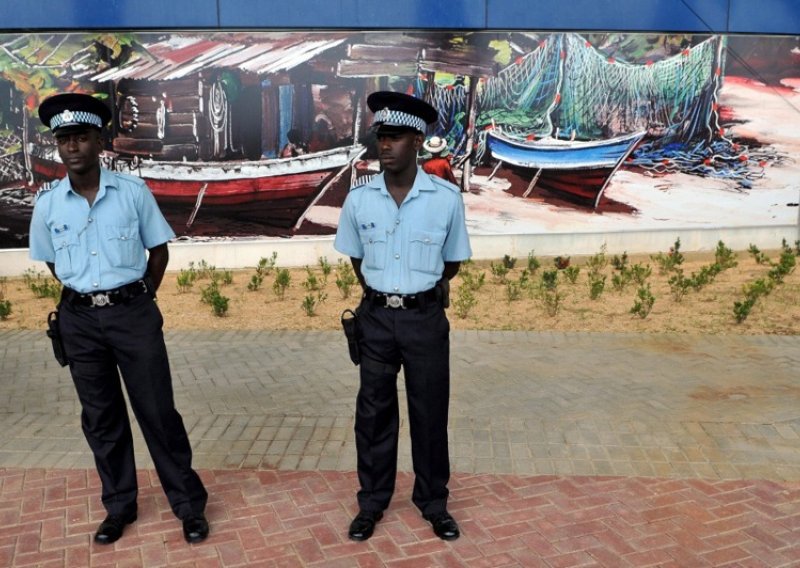 Užas na Karibima: Na groblju pronašli posmrtne ostatke 50 beba