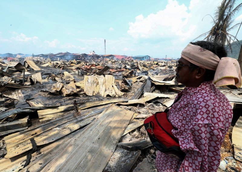Drama u Maleziji: Požar sravnio obalno naselje, tisuće raseljenih