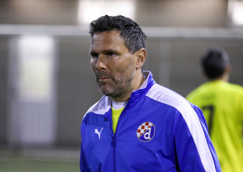 Dinamovi juniori upisali novi poraz, naslov prvaka im je sve dalje