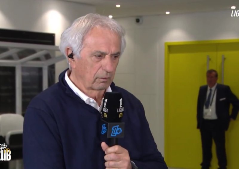 Vaha šokirao usred prijenosa na francuskoj TV: 'Neka me kazne, završio sam s nogometom'