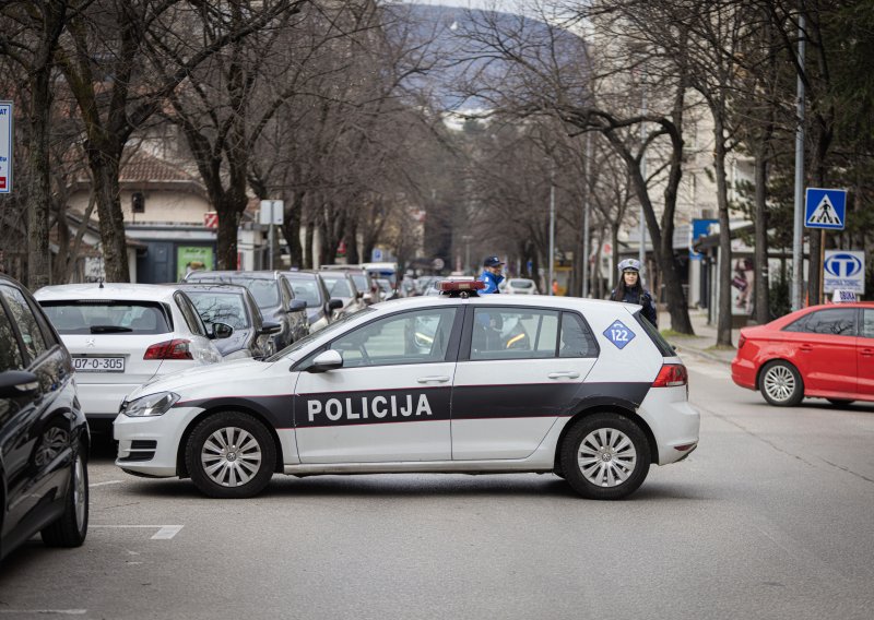 Dojave o bombama u školama diljem Hercegovine, prekinuta nastava