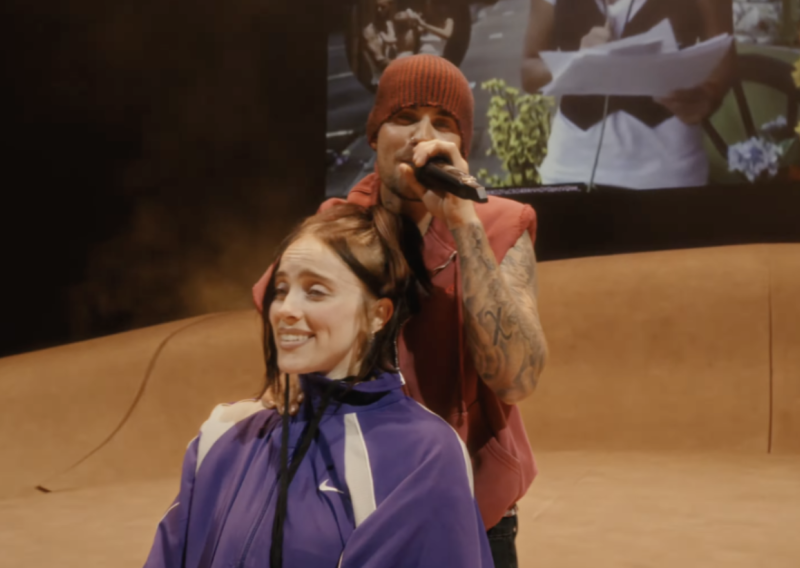 Hailey Bieber gurnula je Billie Eilish na pozornicu i nastao je trenutak koji se ne zaboravlja