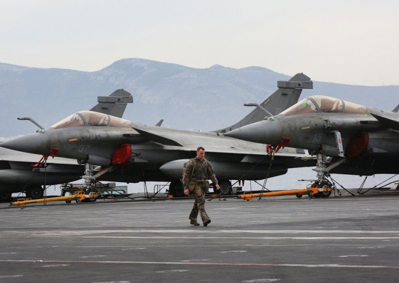 Dvije članice EU-a dogovaraju vojne i nuklearne poteze: 'Ne sviđa mi se to, ali moramo'