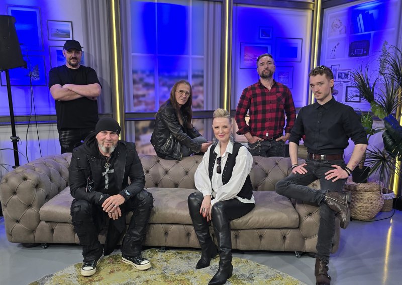 Izabela Martinović snimila duet sa zaručnikom svoje sestre Danijele