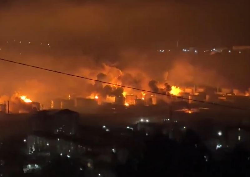 VIDEO Ukrajinci pogodili ključnu rusku luku, veliki izvozni terminal u plamenu