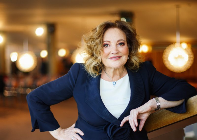 Emotivni rastanak s publikom: Terezin oproštajni koncert u Splitu planuo u trenu