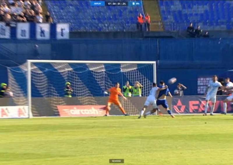 Objavljena zanimljiva komunikacija s derbija Dinama i Rijeke: 'Mario, tko te krade?!'