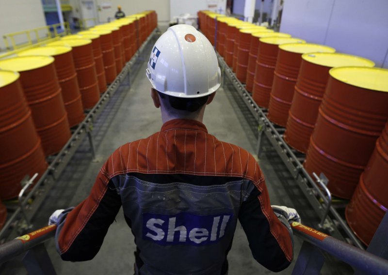 Najveći gubitak Royal Dutch Shella u više od 10 godina