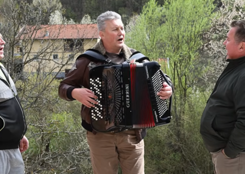 VIDEO Bosanac prodao kuću u Njemačkoj pa kupio pola rodnog sela: 'Želim da se ljudi vrate'