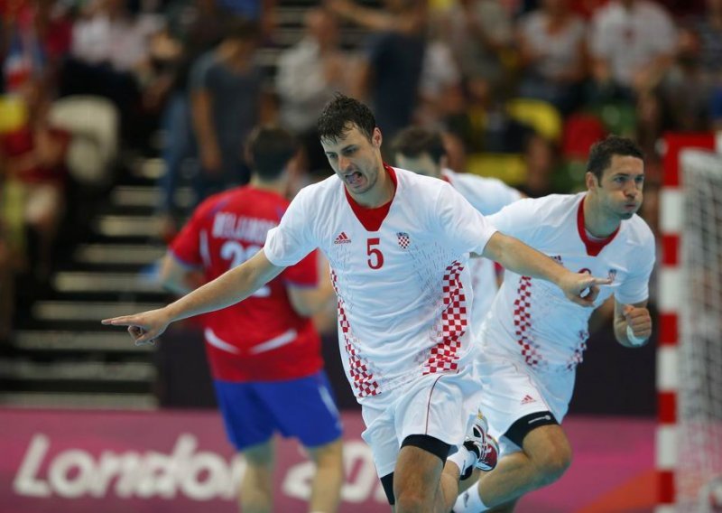 Handball: Rampant 'cowboys' overrun Serbia