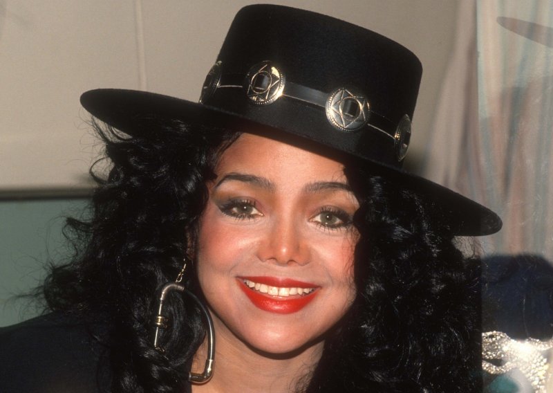 Dugo je nije bilo u javnosti: Sestra Michaela Jacksona neprepoznatljiva na premijeri