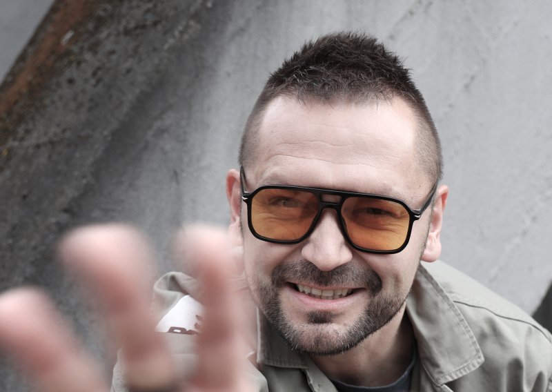 Ivan Dečak iskreno o izazovima karijere: 'Stvaram glazbu da bih se izliječio'