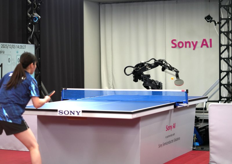 Umjetna inteligencija za stolnoteniskim stolom: Robot Ace izaziva i pobjeđuje najbolje