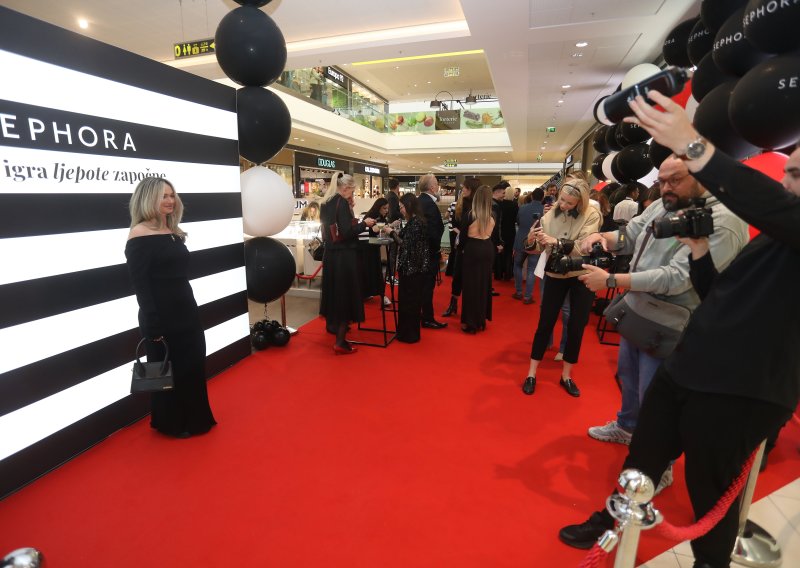 Ogromno zanimanje: Evo kako je izgledalo otvorenje VIP Sephore u Zagrebu