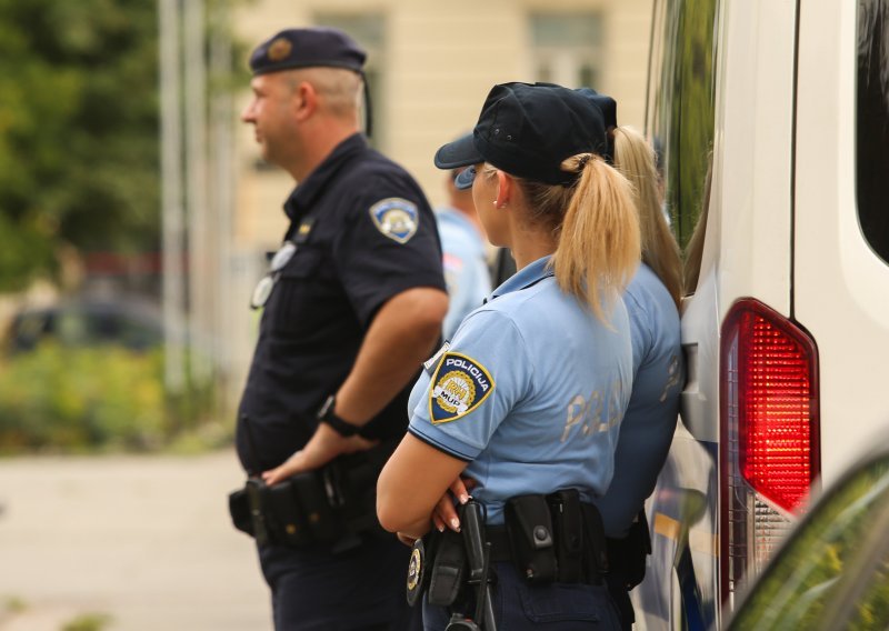 Panika u Istri: U desetak škola stigla dojava o bombi