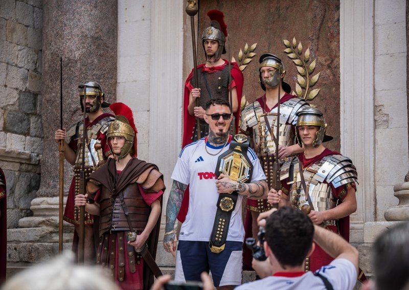 UFC-ov prvak divi se Hrvatskoj. Otkrio i što misli o Cro Copu i Stipi Miočiću