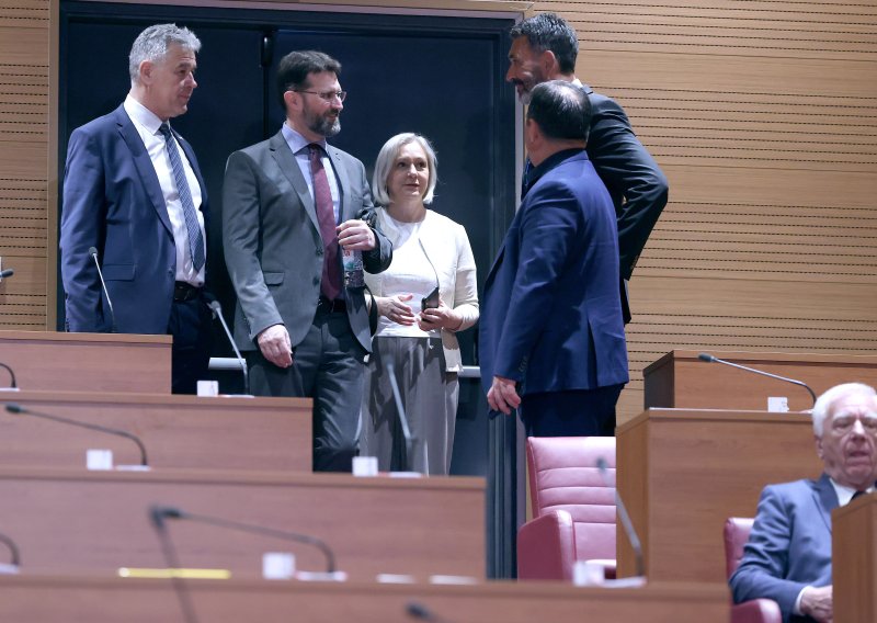 Saborski klubovi za ugovore s Australijom i Novim Zelandom: 'Pravedniji porezni tretmani'