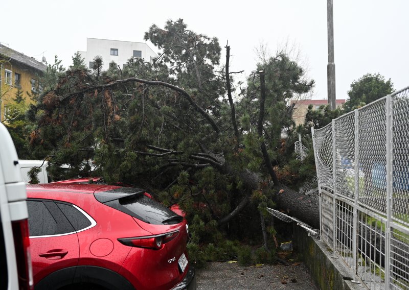 Stiže odšteta zbog nevremena u Zagrebu: Zna se koliko možete dobiti za kuću i auto