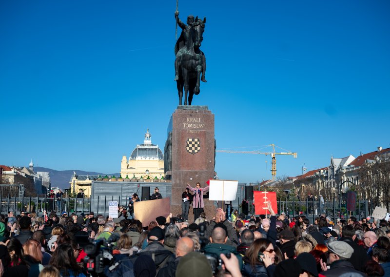 Policija prijavila organizatoricu antifašističkog marša: Ovi transparenti su im sporni