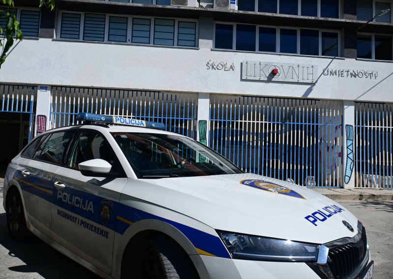 Sve dojave o bombama u Splitu bile su lažne: Policija pregledala čak 33 obrazovne ustanove
