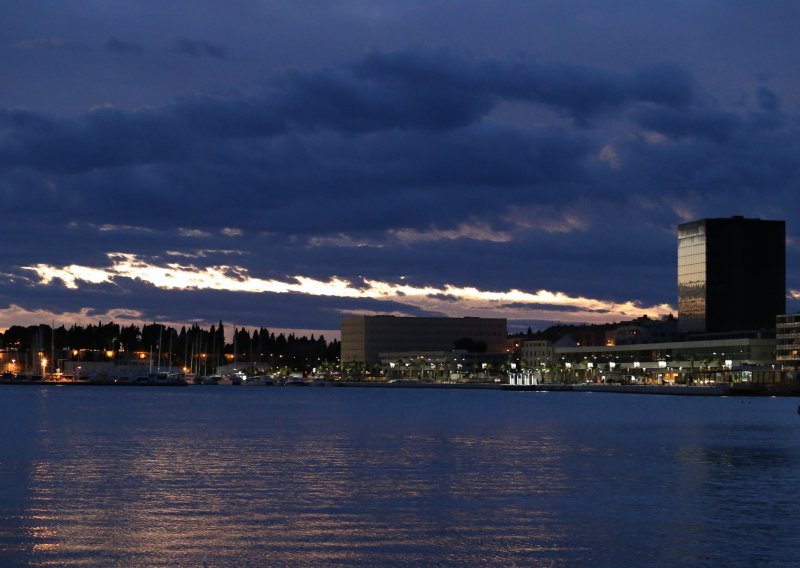 Split raspisuje natječaj za spomenik Ivanu Pavlu II na Rivi, oporba prosvjeduje