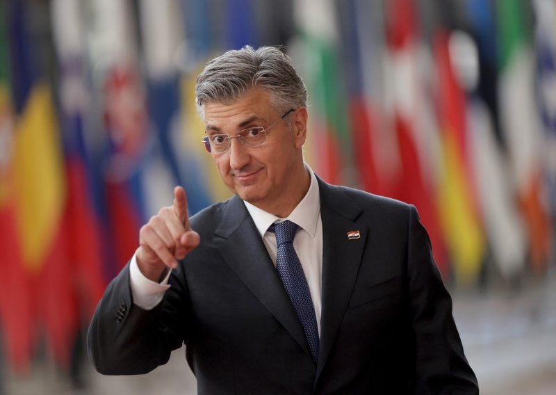 Plenković stigao na EU samit na Cipar: Na stolu sigurnost i novi proračun