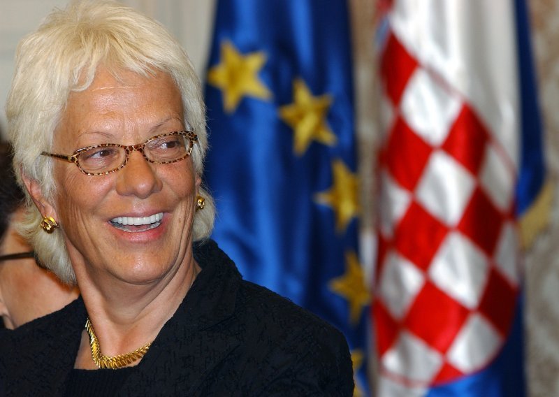 Carla del Ponte je pokazala naivnosti i političku kratkovidnost