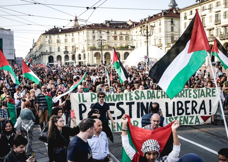 Inicijativa skupila čak milijun potpisa: 'Stop dvostrukim standardima'