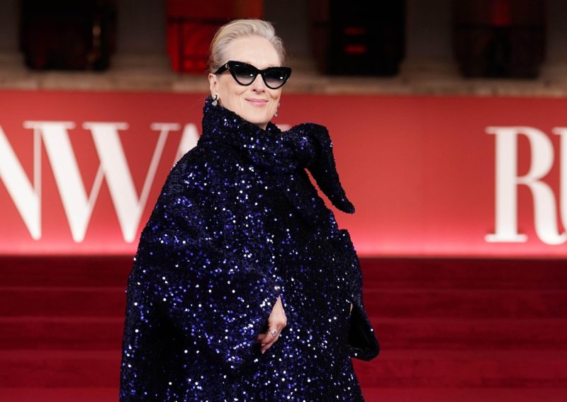 Meryl Streep zabljesnula na crvenom tepihu: U ovoj haljini nemoguće je proći nezapaženo