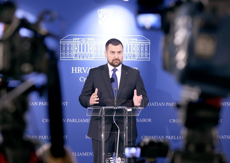 Hodžić oštro: Pokušava se uvesti Dodikov politički narativ u Hrvatsku