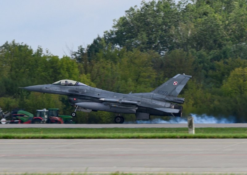 Uzbuna na Baltiku: Poljski F-16 presreli dva ruska vojna zrakoplova