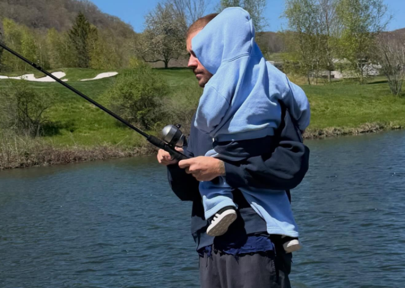 Justin Bieber podijelio rijetke fotografije sa sinom: Maleni Jack Blues uživa u ribolovu